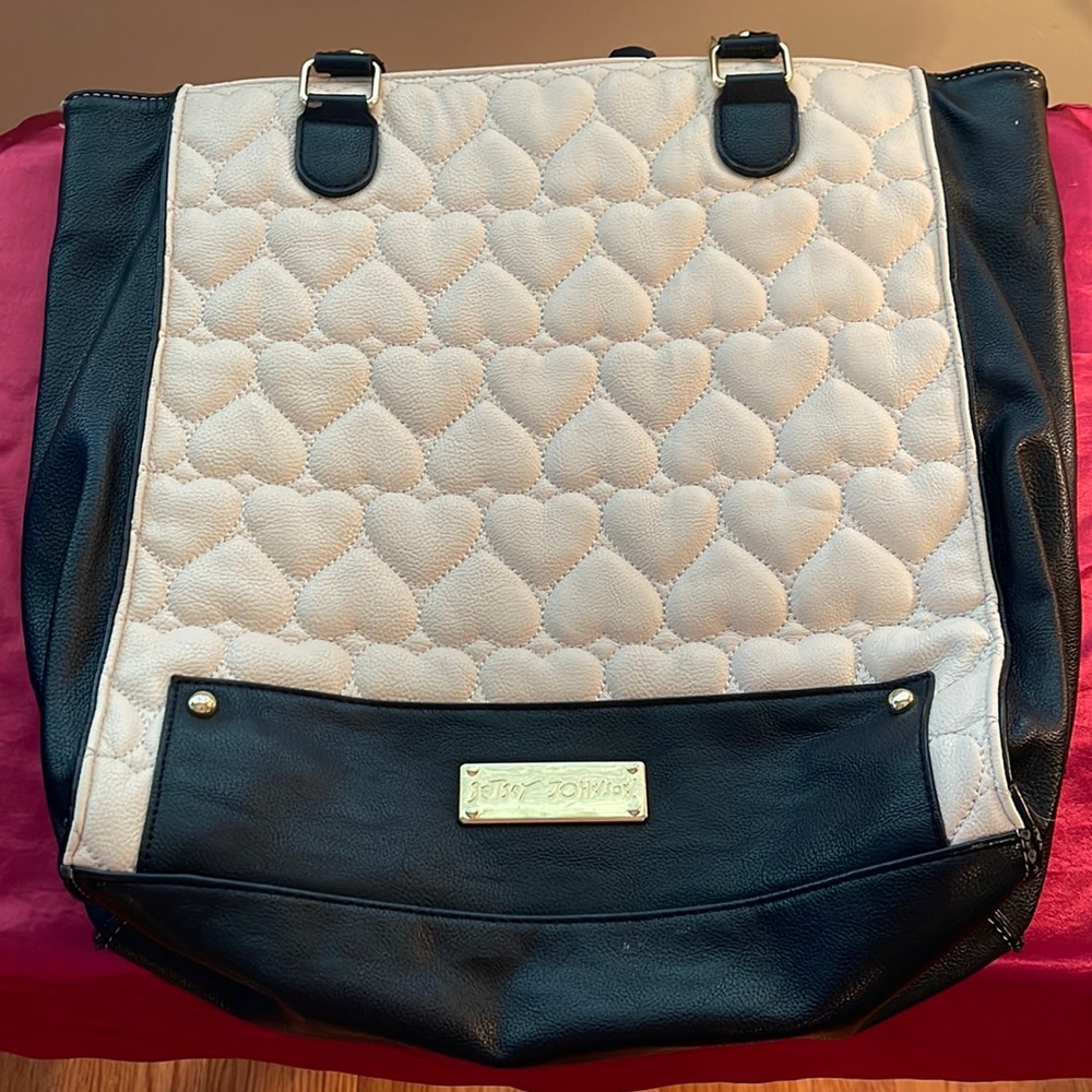 Betsey Johnson shoulder bag.